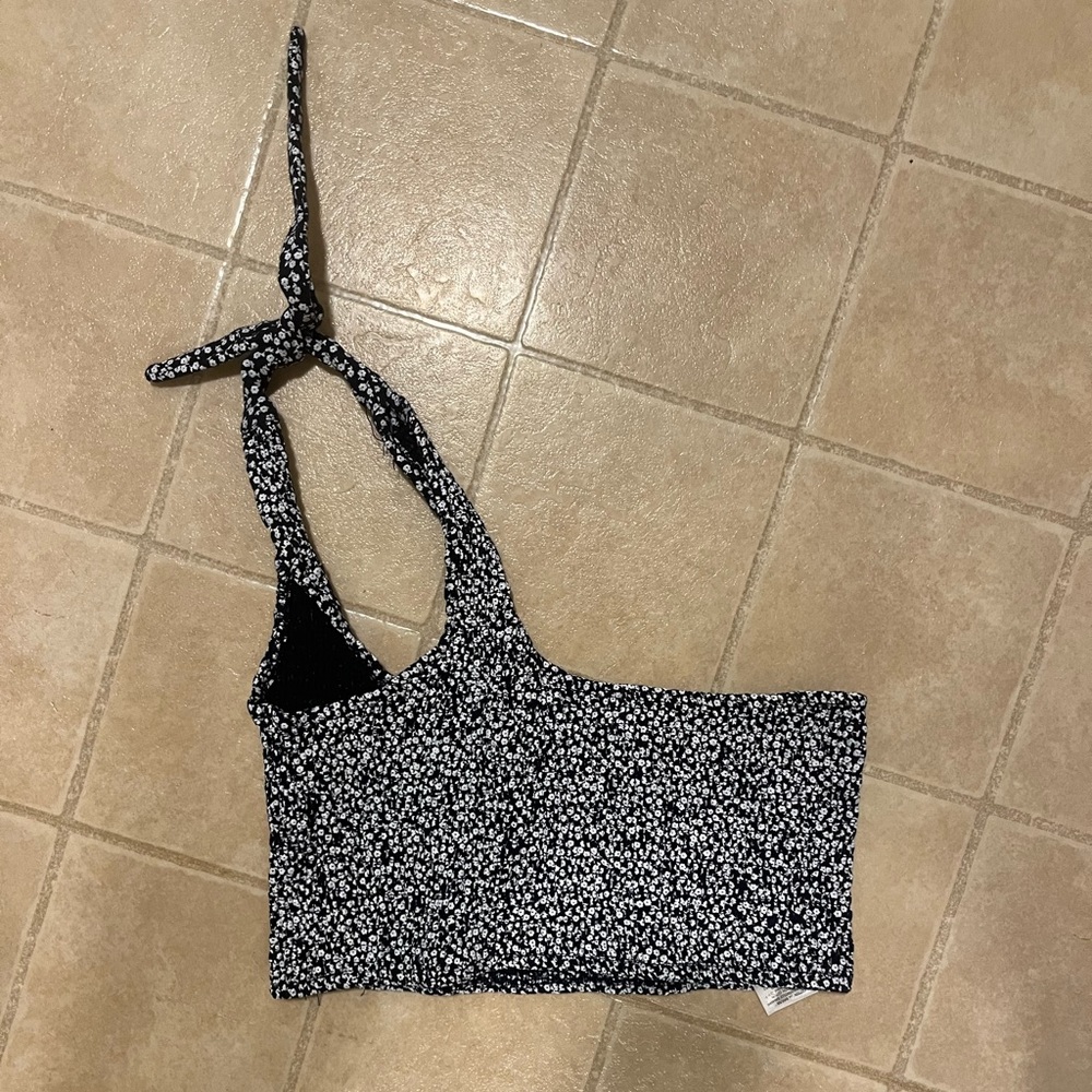 Adika cropped top